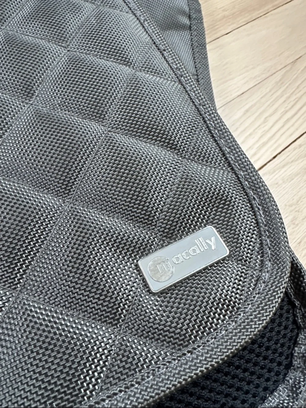 Mens Quilted Crossbody laptop Bag - Gray